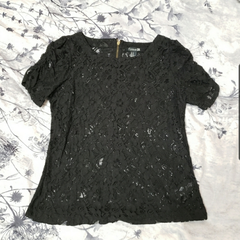 💫3/$30💫XXI Lace Top